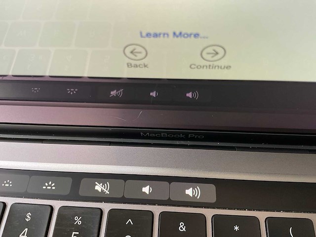 Apple macbook pro 13”, quad-core i5, 16 gb ram, 500 gb nvme laptop - afbeelding 8 van  8