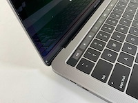 Apple macbook pro 13”, quadcore i5, 16 gb ram, 251 gb nvme laptop - afbeelding 8 van  8