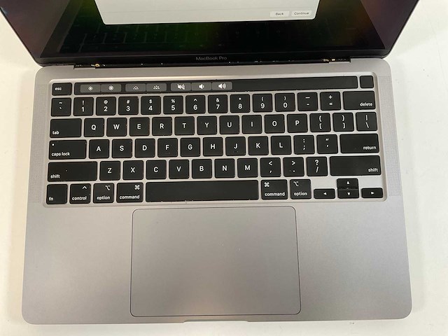 Apple macbook pro 13”, quadcore i5, 16 gb ram, 500 gb nvme laptop - afbeelding 4 van  8