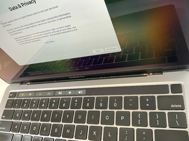 Apple macbook pro 13”, quadcore i5, 16 gb ram, 500 gb nvme laptop - afbeelding 8 van  8