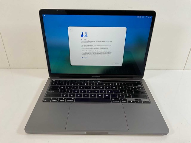Apple macbook pro 13”, quadcore i5, 16 gb ram, 500 gb nvme laptop - afbeelding 1 van  7