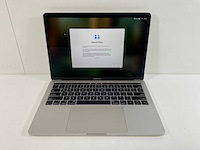 Apple macbook pro 13”, quadcore i7, 16 gb ram, 500 gb nvme laptop