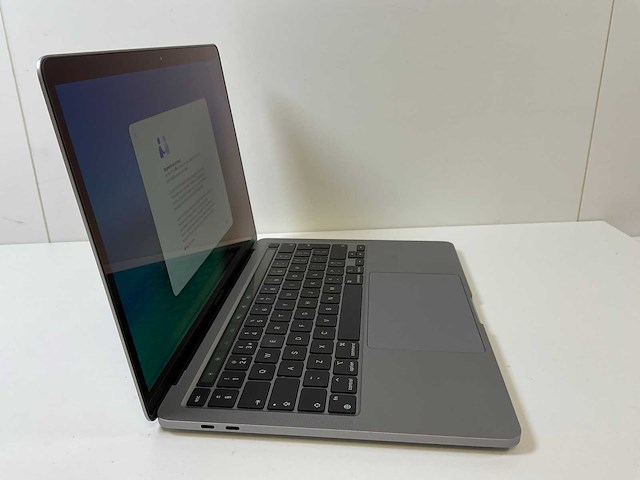 Apple macbook pro 13.3”, apple m1, 16 gb ram, 500 gb nvme laptop - afbeelding 2 van  7