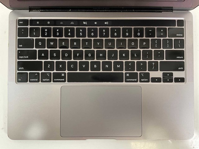 Apple macbook pro 13,3”, core(tm) i5 10th gen, 16 gb ram, 500 gb nvme laptop - afbeelding 4 van  7