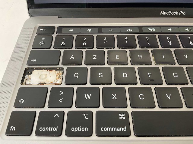 Apple macbook pro 13.3”, core(tm) i5 10th gen, 16 gb ram, 512 gb nvme laptop - afbeelding 7 van  7