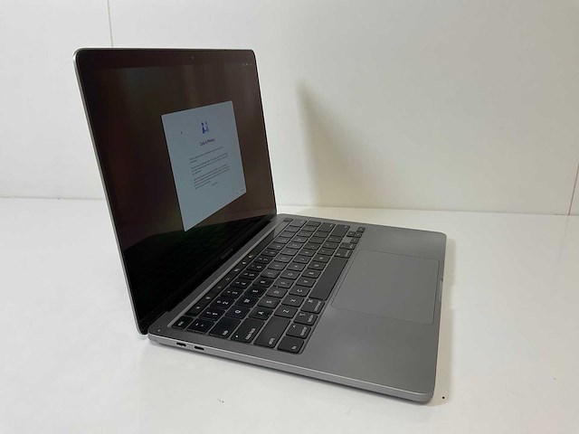 Apple macbook pro 13.3”, core(tm) i5 10th gen, 16 gb ram, 512 gb nvme laptop - afbeelding 2 van  7