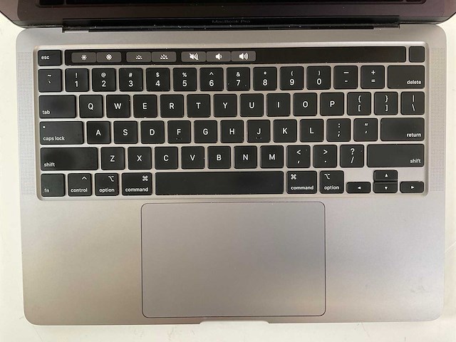 Apple macbook pro 13,3”, core(tm) i5 10th gen, 16 gb ram, 512 gb nvme laptop - afbeelding 4 van  7