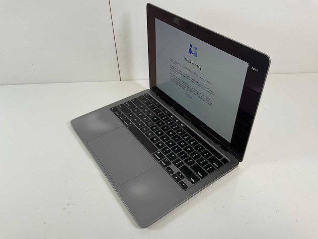 Apple macbook pro 13,3”, core(tm) i5 10th gen, 16 gb ram, 512 gb nvme laptop - afbeelding 3 van  6