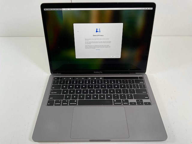 Apple macbook pro 13,3”, core(tm) i5 10th gen, 16 gb ram, 512 gb nvme laptop - afbeelding 1 van  7