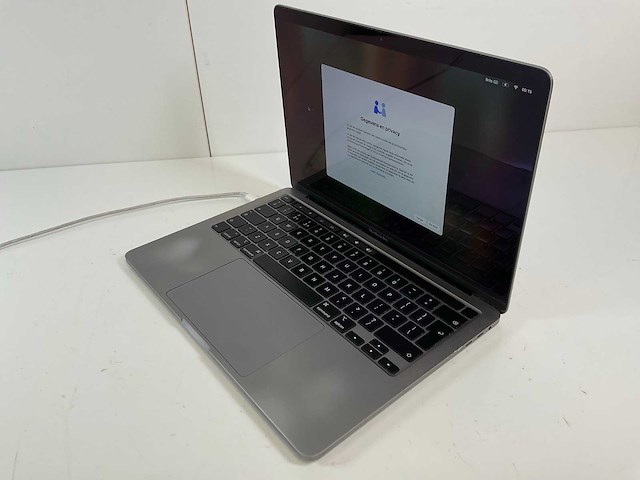 Apple macbook pro 13,3”, core(tm) i5 10th gen, 16 gb ram, 512 gb nvme laptop - afbeelding 3 van  6