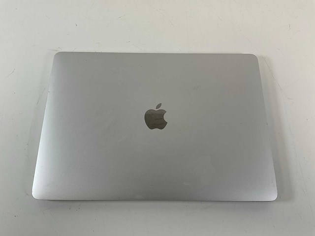 Apple macbook pro 13.3”, core(tm) i5 10th gen, 32 gb ram, 500 gb ssd laptop - afbeelding 3 van  4