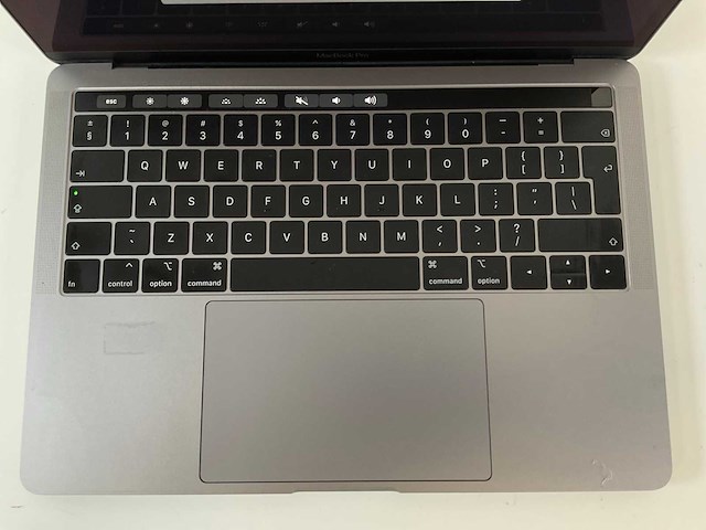 Apple macbook pro 13.3”, core(tm) i5 8th gen, 16 gb ram, 251 gb nvme laptop - afbeelding 4 van  7