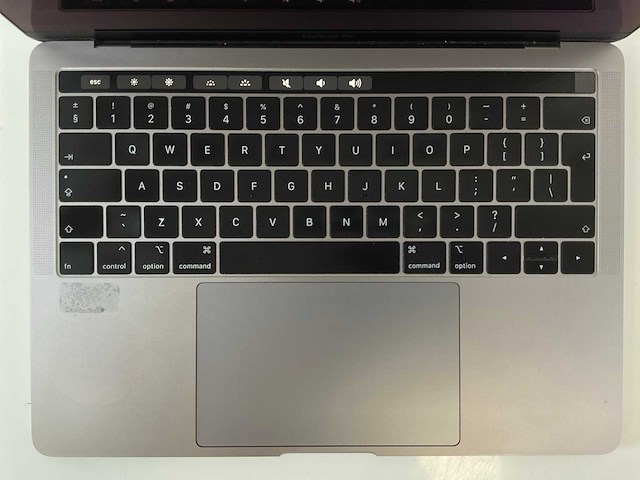 Apple macbook pro 13.3”, core(tm) i5 8th gen, 16 gb ram, 251 gb nvme laptop - afbeelding 4 van  7