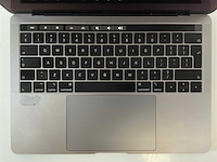 Apple macbook pro 13.3”, core(tm) i5 8th gen, 16 gb ram, 251 gb nvme laptop - afbeelding 4 van  7