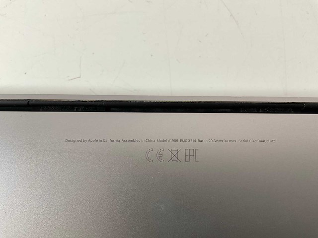 Apple macbook pro 13.3”, core(tm) i5 8th gen, 16 gb ram, 251 gb ssd laptop - afbeelding 5 van  5