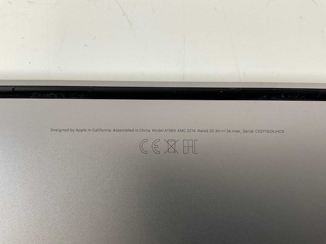 Apple macbook pro 13.3”, core(tm) i5 8th gen, 16 gb ram, 251 gb ssd laptop - afbeelding 7 van  7