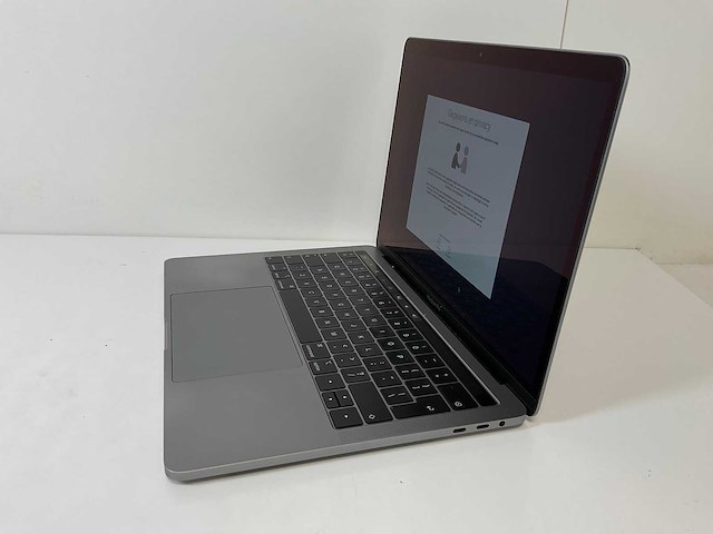 Apple macbook pro 13.3”, core(tm) i5 8th gen, 16 gb ram, 500 gb nvme laptop - afbeelding 3 van  7