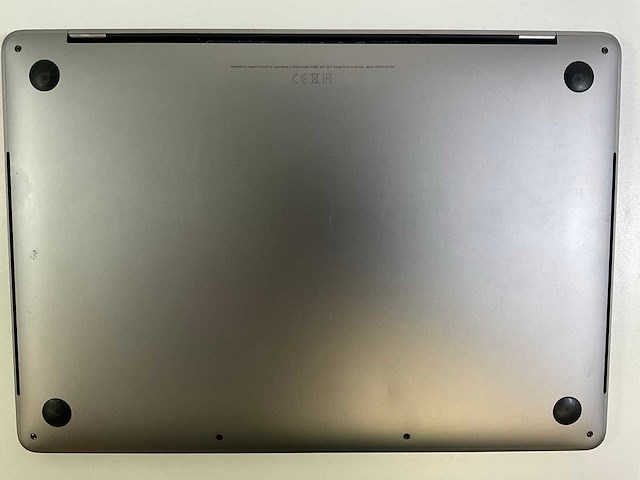 Apple macbook pro 13.3“ core(tm) i5 8th gen, 16 gb ram, 500 gb nvme laptop - afbeelding 6 van  7