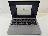 Apple macbook pro 13.3”, core(tm) i5 8th gen, 8 gb ram, 251 gb nvme laptop - afbeelding 1 van  2