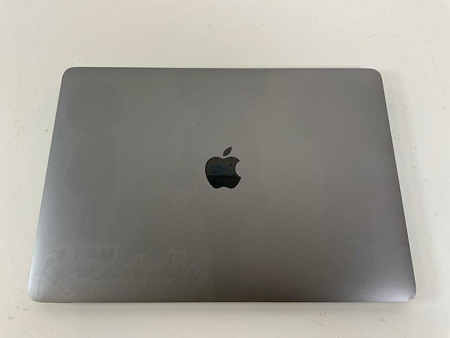 Apple macbook pro 13.3”, core(tm) i5 8th gen, 8 gb ram, 256 gb nvme laptop - afbeelding 5 van  7