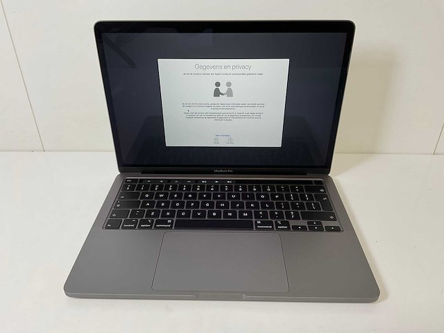 Apple macbook pro 13.3”, core(tm) i7 10th gen, 16 gb ram, 1 tb nvme laptop - afbeelding 1 van  7