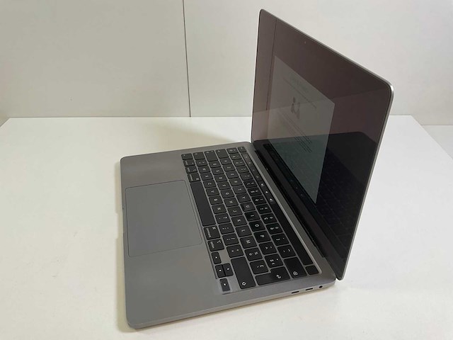 Apple macbook pro 13.3“ core(tm) i7 10th gen, 16 gb ram, 1 tb nvme laptop - afbeelding 3 van  6