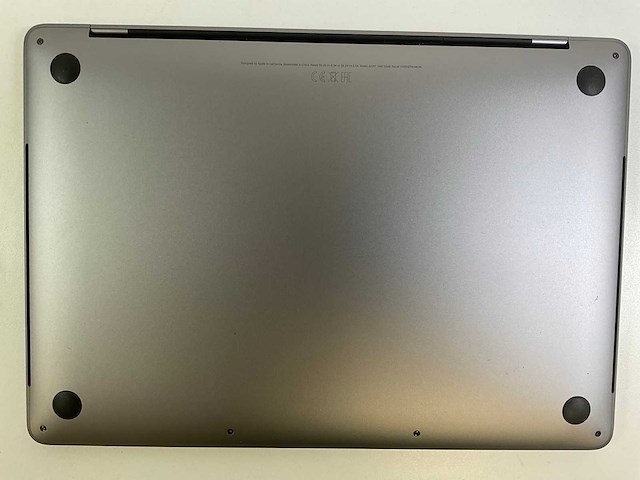 Apple macbook pro 13.3“ core(tm) i7 10th gen, 16 gb ram, 1 tb nvme laptop - afbeelding 6 van  7