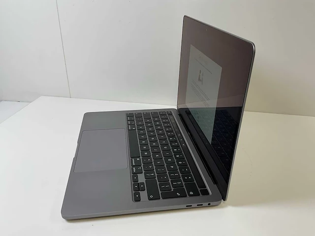 Apple macbook pro 13.3”, core(tm) i7 10th gen, 16 gb ram, 1 tb nvme laptop - afbeelding 3 van  7