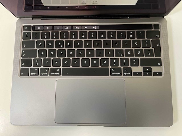 Apple macbook pro 13.3”, core(tm) i7 10th gen, 16 gb ram, 500 gb nvme laptop - afbeelding 4 van  7