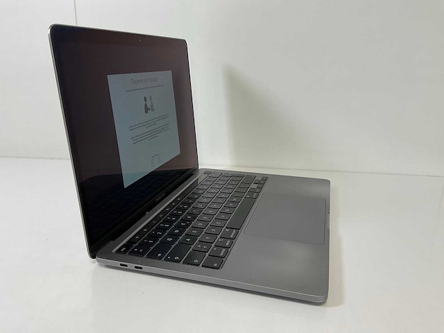 Apple macbook pro 13.3”, core(tm) i7 10th gen, 16 gb ram, 500 gb nvme laptop - afbeelding 2 van  7