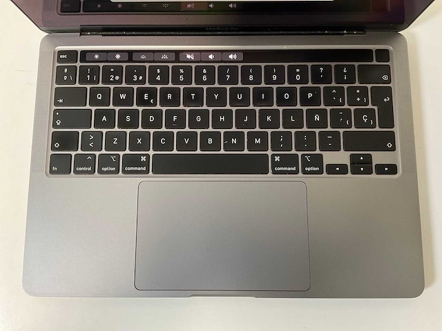 Apple macbook pro 13.3”, core(tm) i7 10th gen, 16 gb ram, 500 gb nvme laptop - afbeelding 4 van  7