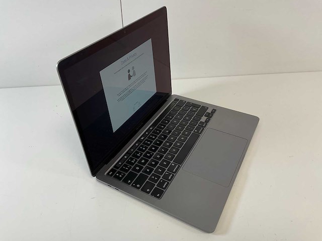 Apple macbook pro 13.3”, core(tm) i7 10th gen, 16 gb ram, 500 gb nvme laptop - afbeelding 2 van  7