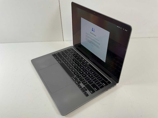 Apple macbook pro 13.3”, core(tm) i7 10th gen, 16 gb ram, 500 gb nvme laptop - afbeelding 2 van  7