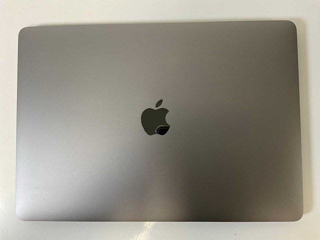 Apple macbook pro 13.3”, core(tm) i7 8th gen, 16 gb ram, 1 tb nvme laptop - afbeelding 5 van  7