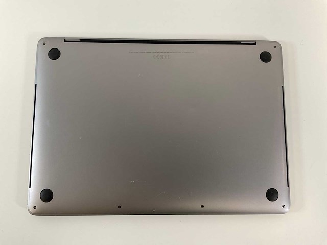 Apple macbook pro 13,3”, core(tm) i7 8th gen, 16 gb ram, 1 tb nvme laptop - afbeelding 6 van  7