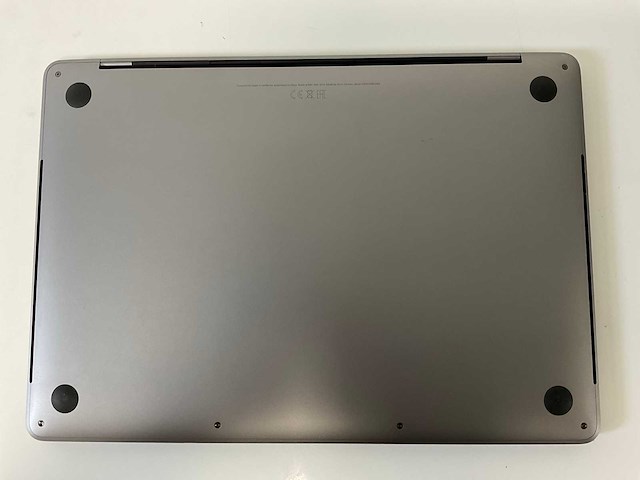 Apple macbook pro 13.3”, core(tm) i7 8th gen, 16 gb ram, 251 gb nvme laptop - afbeelding 6 van  8