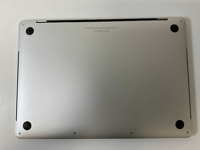 Apple macbook pro 13.3”, core(tm) i7 8th gen, 16 gb ram, 251 gb nvme laptop - afbeelding 6 van  7