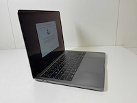 Apple macbook pro 13.3”, core(tm) i7 8th gen, 16 gb ram, 251 gb nvme laptop - afbeelding 1 van  6