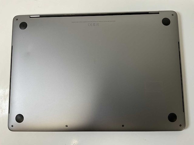Apple macbook pro 13.3”, core(tm) i7 8th gen, 16 gb ram, 251 gb nvme laptop - afbeelding 5 van  6