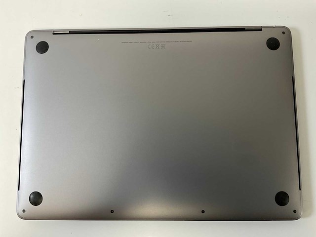 Apple macbook pro 13.3”, core(tm) i7 8th gen, 16 gb ram, 251 gb nvme laptop - afbeelding 6 van  7