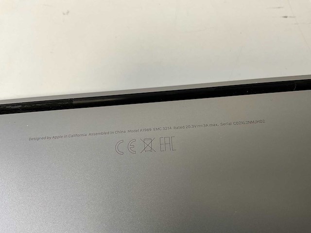 Apple macbook pro 13.3”, core(tm) i7 8th gen, 16 gb ram, 251 gb nvme laptop - afbeelding 7 van  8