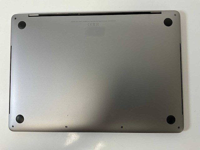 Apple macbook pro 13.3”, core(tm) i7 8th gen, 16 gb ram, 251 gb nvme laptop - afbeelding 6 van  7