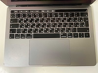 Apple macbook pro 13.3”, core(tm) i7 8th gen, 16 gb ram, 251 gb nvme laptop - afbeelding 4 van  9