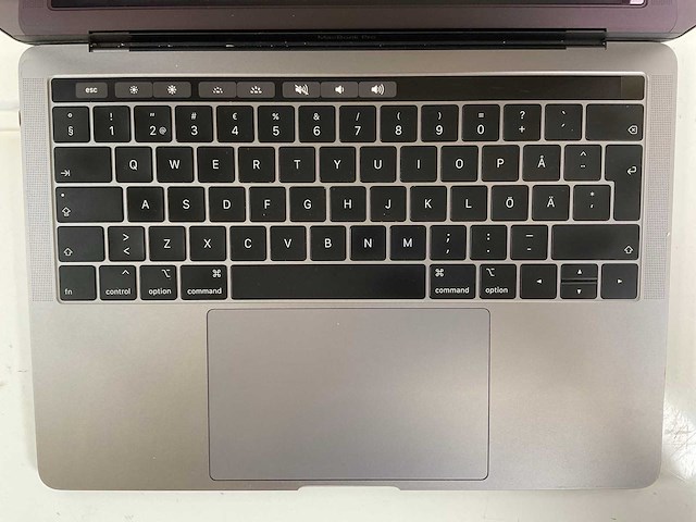 Apple macbook pro 13.3”, core(tm) i7 8th gen, 16 gb ram, 251 gb nvme laptop - afbeelding 4 van  7