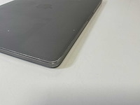 Apple macbook pro 13.3”, core(tm) i7 8th gen, 16 gb ram, 256 gb nvme laptop - afbeelding 2 van  11