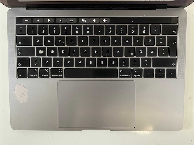 Apple macbook pro 13.3”, core(tm) i7 8th gen, 16 gb ram, 256 gb nvme laptop - afbeelding 4 van  7