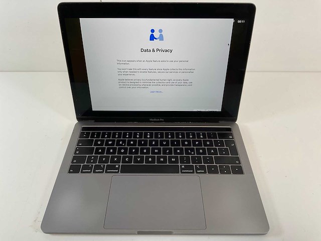 Apple macbook pro 13.3”, core(tm) i7 8th gen, 16 gb ram, 256 gb nvme laptop - afbeelding 1 van  7