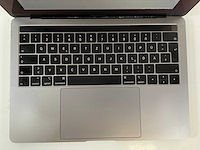 Apple macbook pro 13.3”, core(tm) i7 8th gen, 16 gb ram, 256 gb nvme laptop - afbeelding 4 van  7