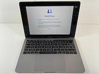 Apple macbook pro 13.3”, core(tm) i7 8th gen, 16 gb ram, 256 gb nvme laptop - afbeelding 1 van  7