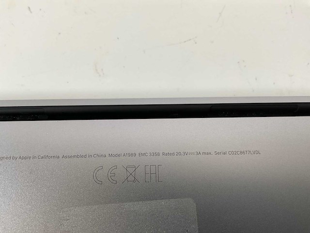 Apple macbook pro 13.3”, core(tm) i7 8th gen, 16 gb ram, 256 gb nvme laptop - afbeelding 7 van  7
